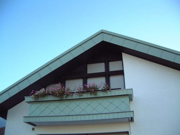 Klampner Hennef - Klempnerarbeiten - Balkonverkleidung und Dachverkleidung